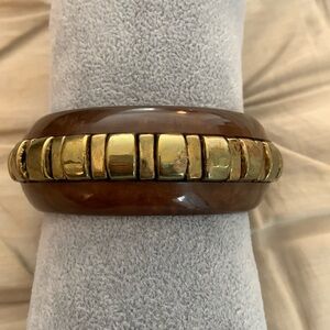 Unique bangle